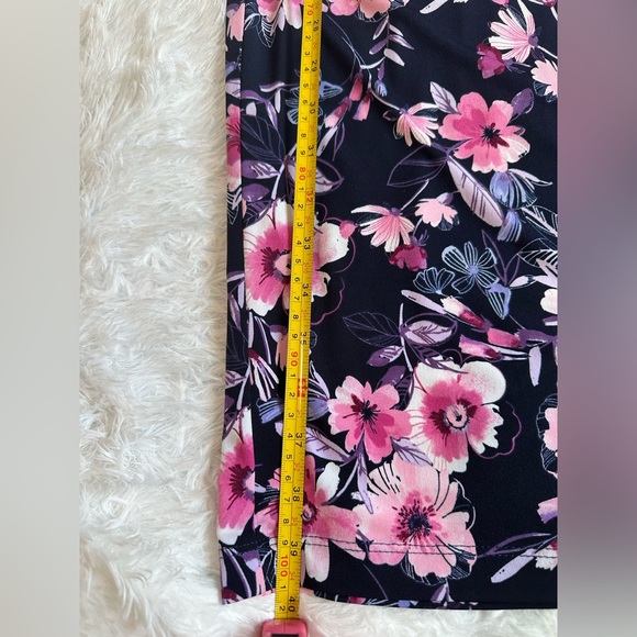 Connected Apparel Pink and Navy Floral Dress - Picture 8 of 9
